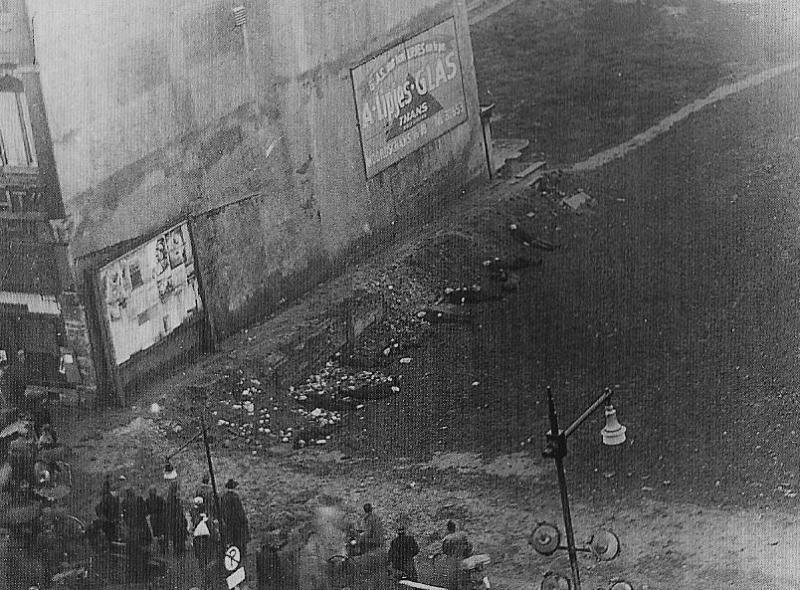10 people executed people at the Coolsingel, Rotterdam