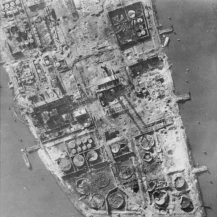RAF Bomber Command 7 Mosquitos accurate attack refinery 7/8 March 1945