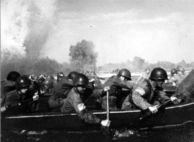 505th Parachute Infantry Regiment (USA) crossing the Waal