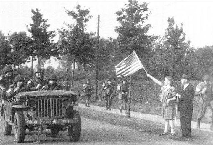 327 Glider Infantry Regiment from Eindhoven to Nijmegen