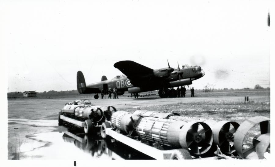Rare photos of Frank Atkinson (RCAF 415 Squadron)  Lancaster QB-H
