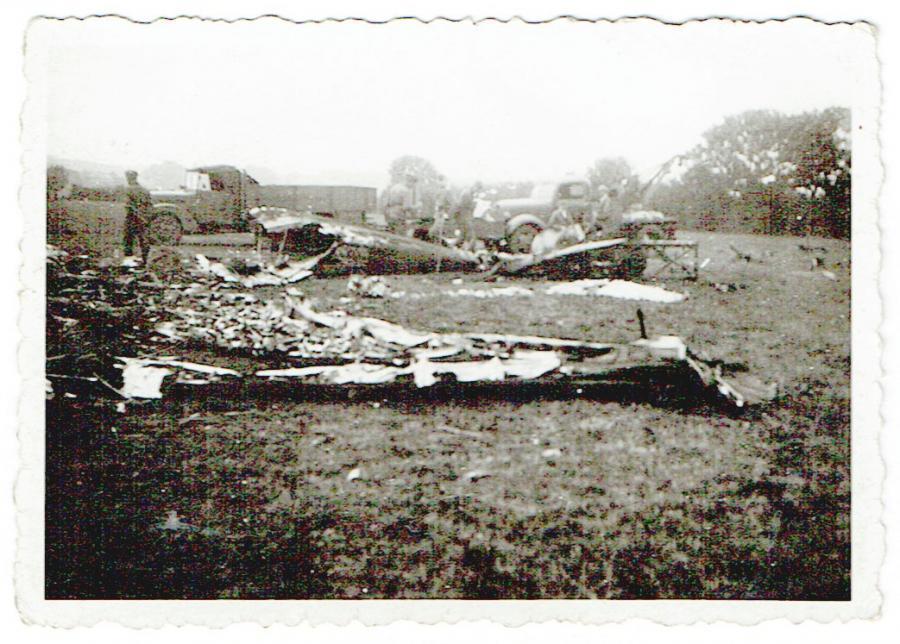 The 57 Sqdn left from Rosieres-en-Santerre at 1940-04-14 at an unknown time. Loc or duty Reconnaisance