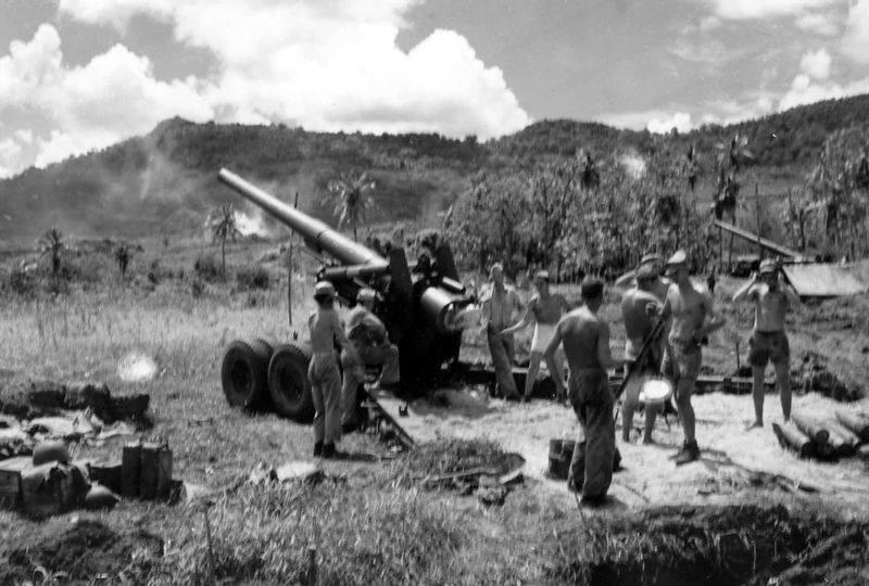 US Marine Corps 155mm rifle on White Beach