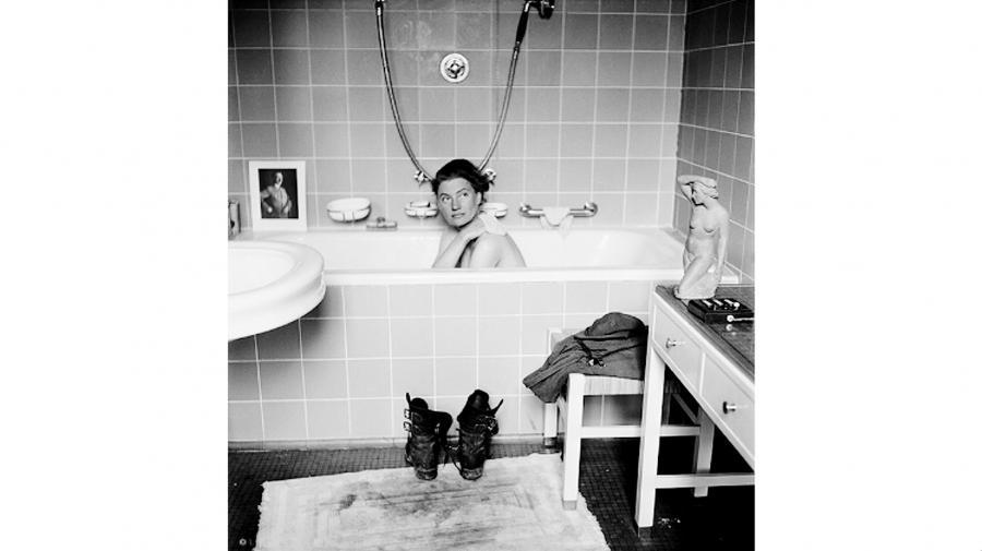 Lee Miller ﬁnds herself in Adolf Hitler's Munich bathroom
