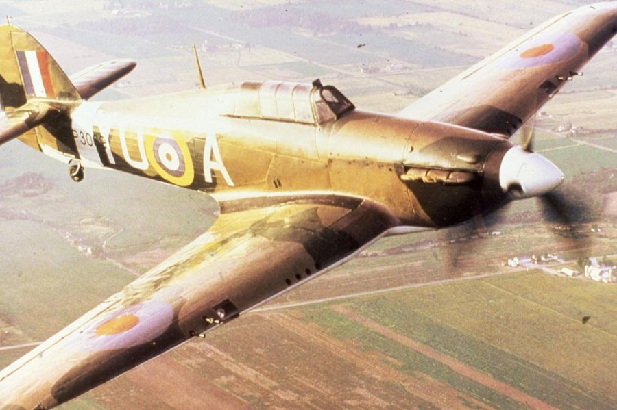 Flight of Hurricane I V6670 and Flying Officer P W Lochnan on 1940-09-11