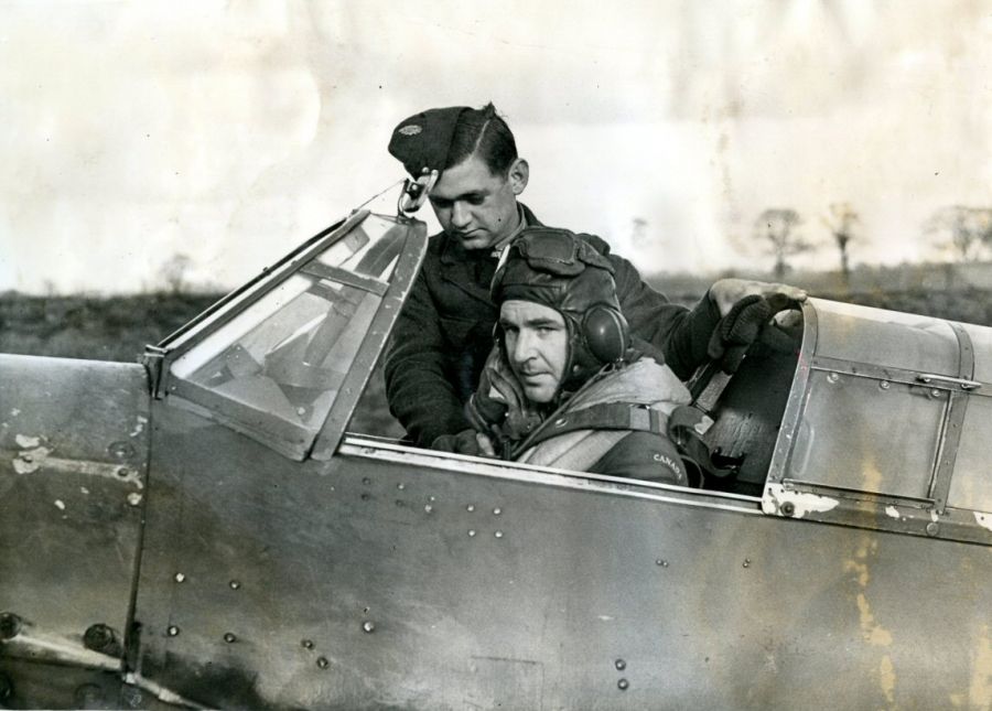 Flight of Hurricane I P3080 and Flying Officer A D Nesbitt on 1940-09-15