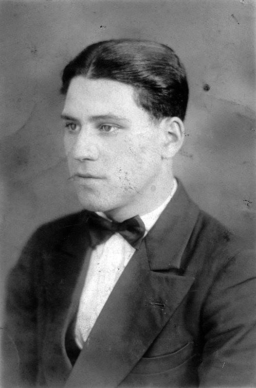 Private Dennis Eugene J (Service #: 31154078) died on 1944-07-16