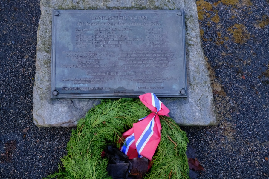The 463 Sqdn left from Waddington at 1944-10-29 at 22:17. Loc or duty Bergen
