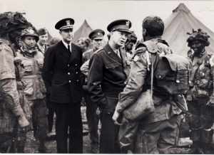 Eisenhower visits 101 Airborne at Greenham Common