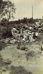 Halifax lost at Wapenveld - Heerde ( Apeldoornskanaal) on 03-04-1943 (SGLO ref: T2165)