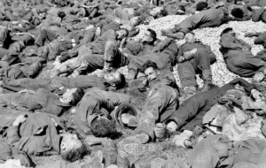 Photos of the raid at Dieppe 1942-08-19/20