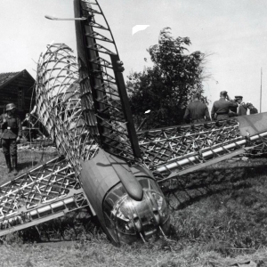 Wellington lost at Haarlem (Oude weg-Veerpolder) on 06-07-1940 (SGLO ref: T0743)