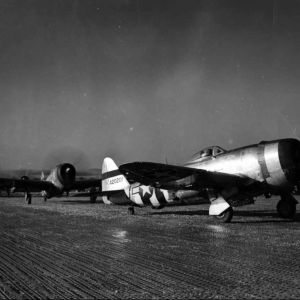 1944-06-09 Linkup | First Allied airfield in France