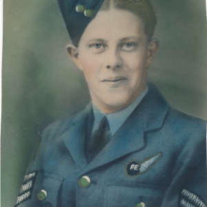 The 630 Sqdn left from East Kirkby at 1944-07-29 at 21:53. Loc or duty Stuttgart