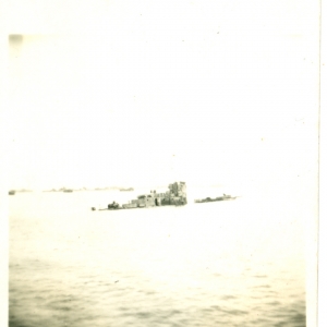 552 Ordnance Heavy Maintenance Company (USA) landed in France, St. Laurent [ Omaha Beach ]